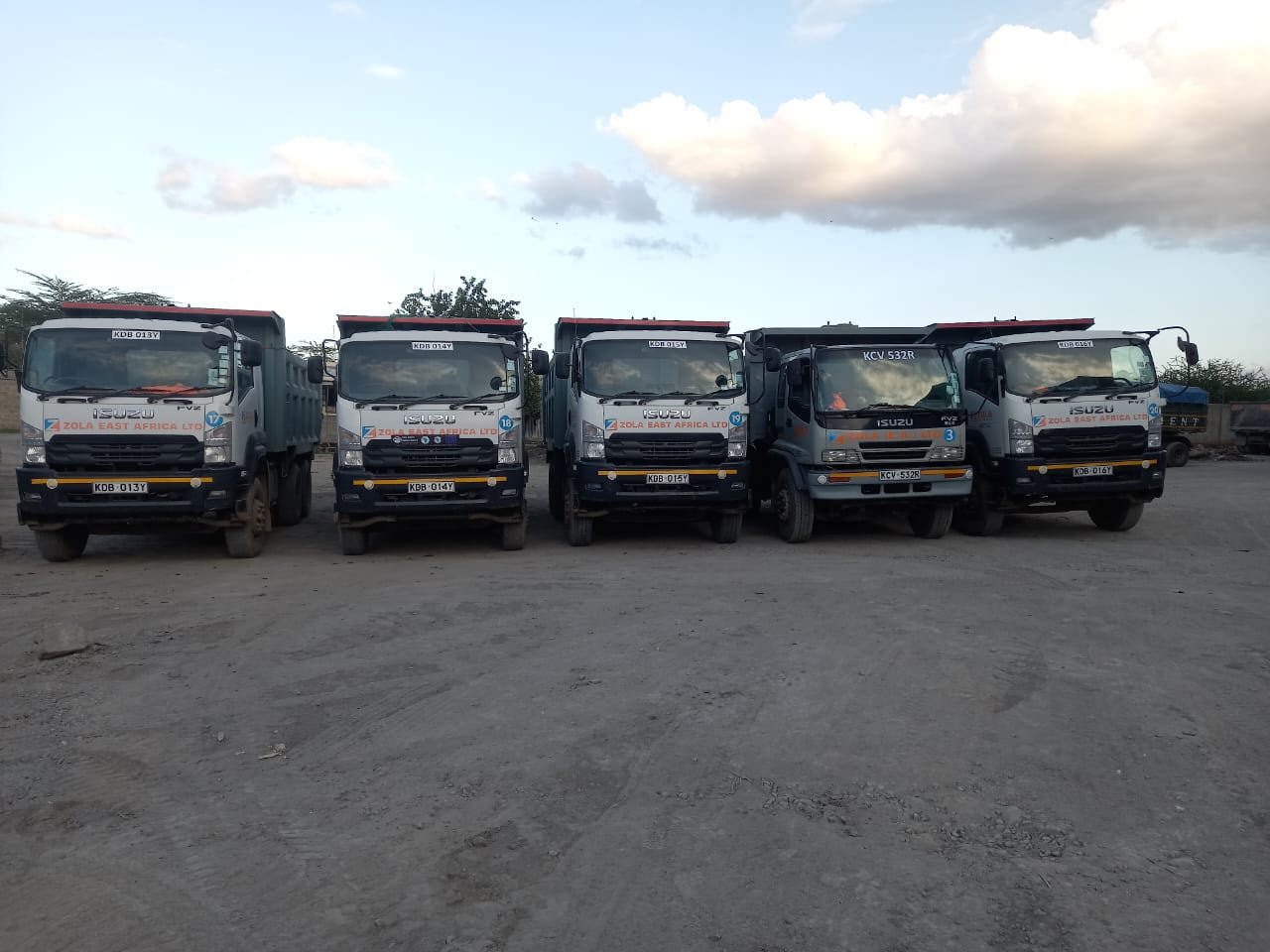 Front Lineup ISUZU Trucks